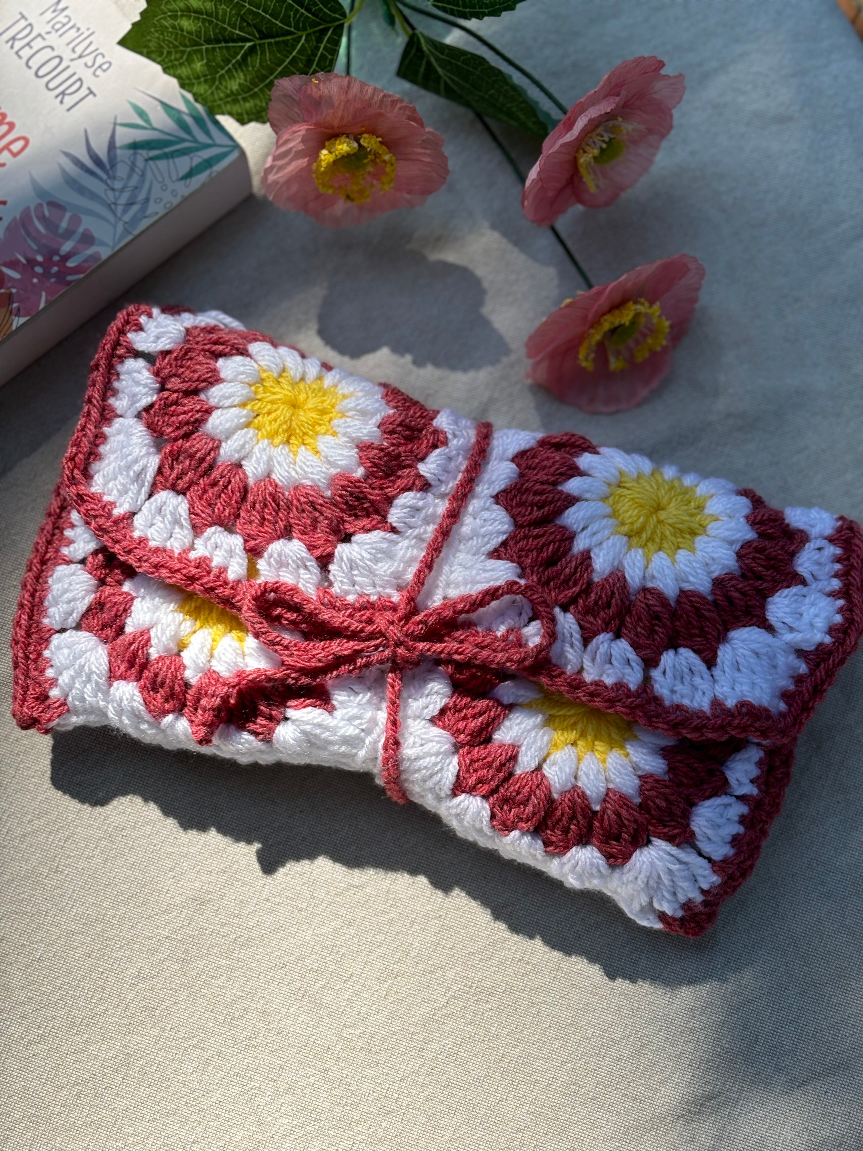 Pochette de Livre en Crochet Tournesol Fait Main avec Carres Grann Mys Holistique